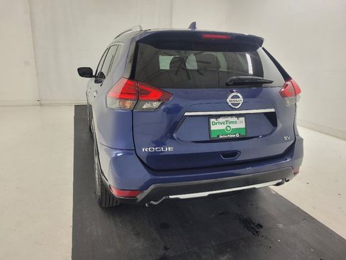 Used 2017 Nissan Rogue SV FWD image 6