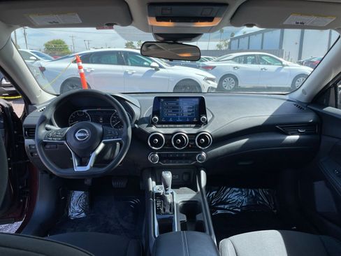 Used 2025 Nissan Sentra SV image 32
