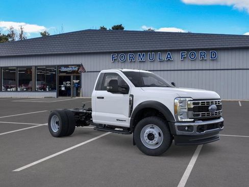 New 2026 Ford F550 4x4 Regular Cab Super Duty image 7