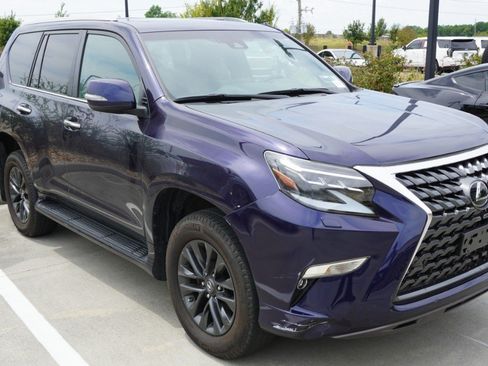 Used 2023 Lexus GX 460 Premium w/ Premium Package AWD/4WD image 3