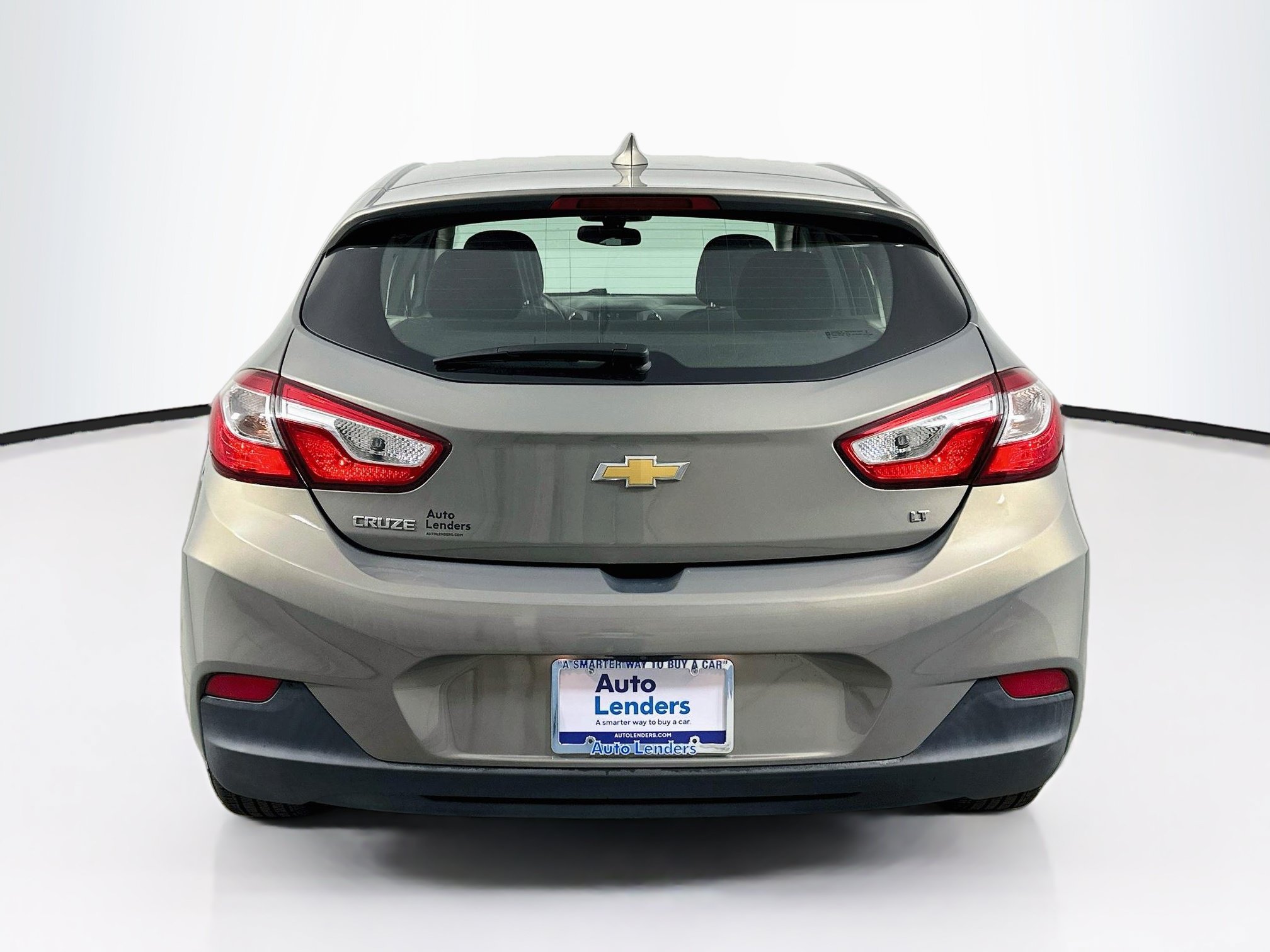 Used 2018 Chevrolet Cruze LT w/ Convenience Package FWD image 6