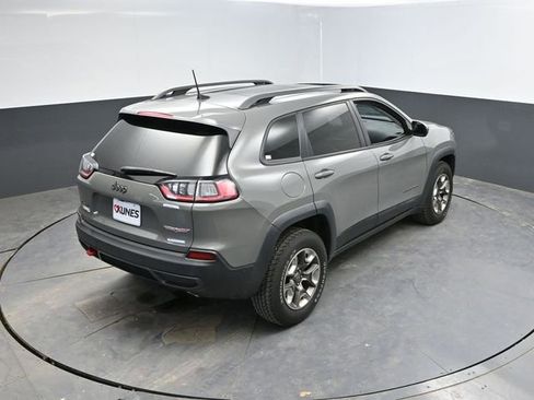 Used 2019 Jeep Cherokee Trailhawk AWD/4WD image 42