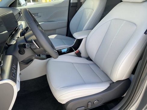 New 2026 Hyundai Kona Limited FWD image 11
