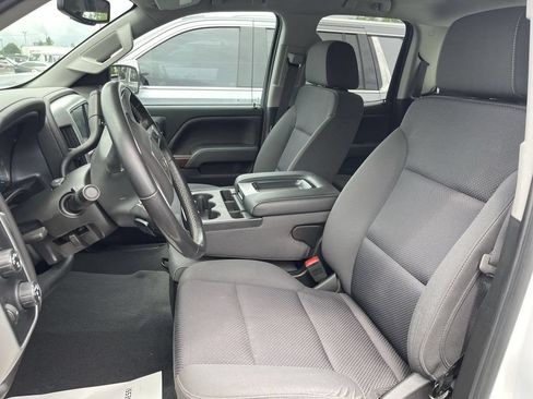 Used 2019 GMC Sierra 1500 SLE w/ SLE Value Package AWD/4WD image 7