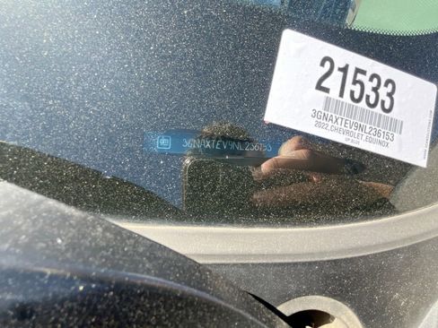 Used 2022 Chevrolet Equinox LT w/ Driver Convenience Package image 34