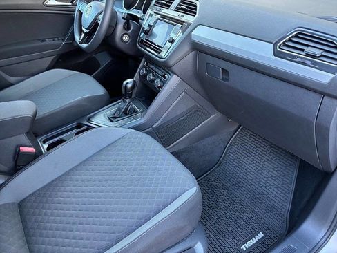 Used 2018 Volkswagen Tiguan S FWD image 24