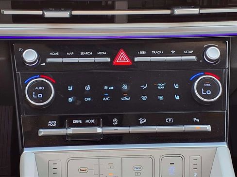 Certified 2025 Hyundai Santa Fe Calligraphy image 14