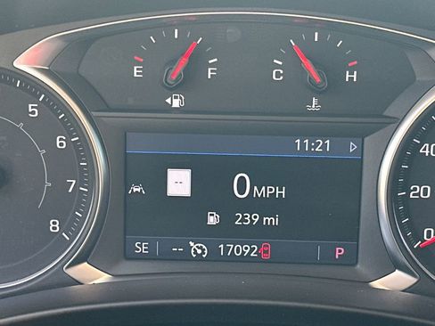 Used 2024 GMC Terrain AT4 w/ Infotainment Package II image 27