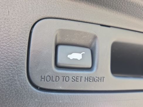 Used 2024 Honda CR-V EX-L image 15