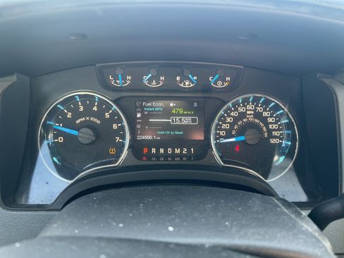 Used 2014 Ford F150 XLT w/ Equipment Group 302A Luxury image 2