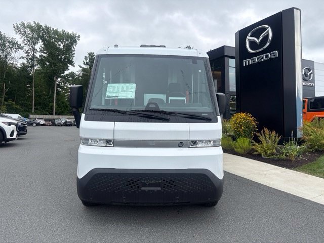 Used 2024 Chevrolet Brightdrop 400 w/ Commercial Equipment Package AWD/4WD image 2