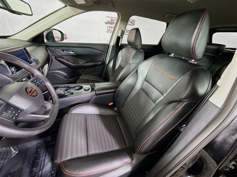 Certified 2025 Nissan Rogue SV w/ Rock Creek Premium Package image 25