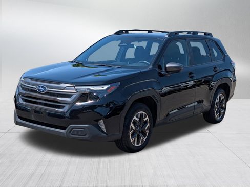 Certified 2025 Subaru Forester Premium AWD/4WD image 3