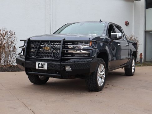 Used 2021 Chevrolet Silverado 1500 LTZ image 3