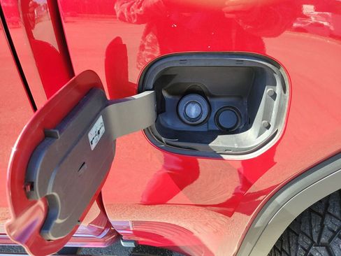 Used 2019 GMC Sierra 1500 SLT w/ SLT Premium Plus Package image 31