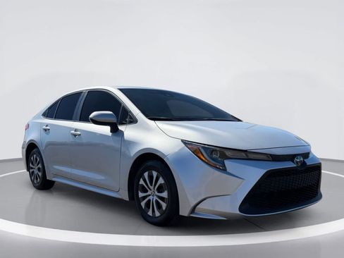 Used 2022 Toyota Corolla LE w/ Carpet Mat Package (TMS) FWD image 5