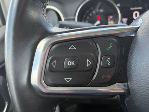 Used 2022 Jeep Wrangler Unlimited Sahara image 17