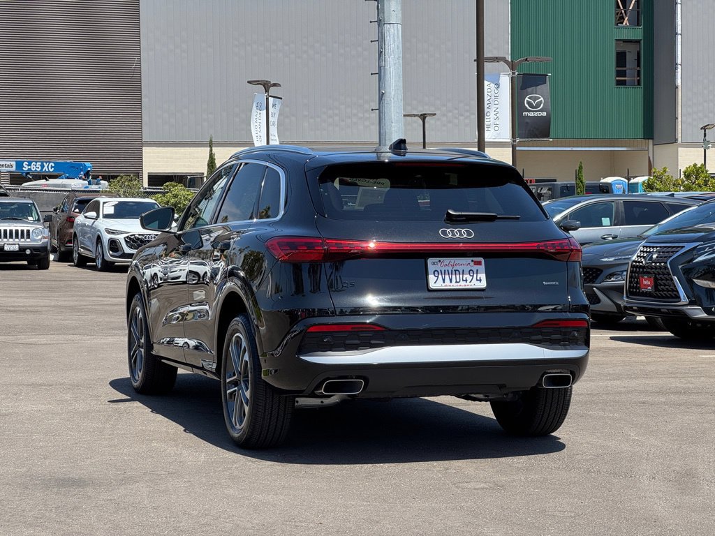 Used 2025 Audi Q5 Premium AWD/4WD image 30