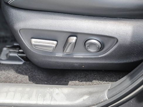 Used 2025 Toyota RAV4 XLE Premium FWD image 15