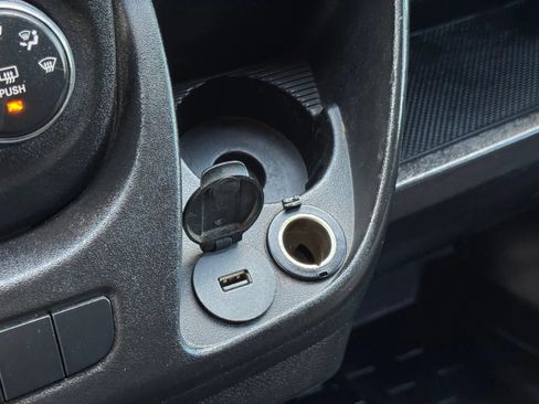Used 2017 RAM ProMaster 1500 FWD image 36