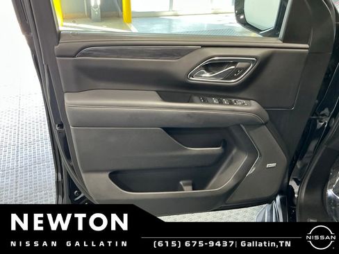 Used 2021 GMC Yukon SLT w/ SLT Premium Package AWD/4WD image 36