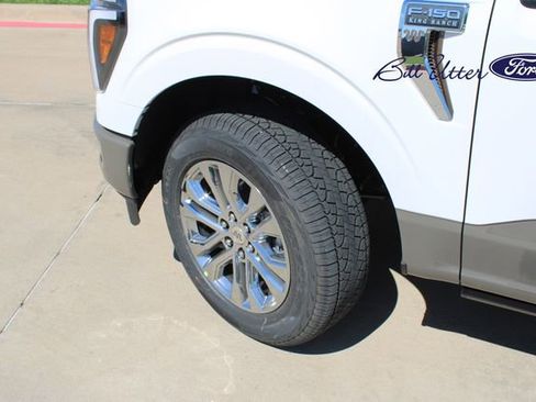 Used 2025 Ford F150 King Ranch w/ FX4 Off-Road Package image 5