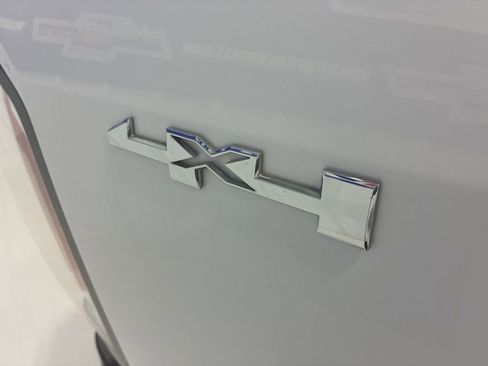 Used 2018 GMC Canyon SLT w/ Driver Alert Package image 9