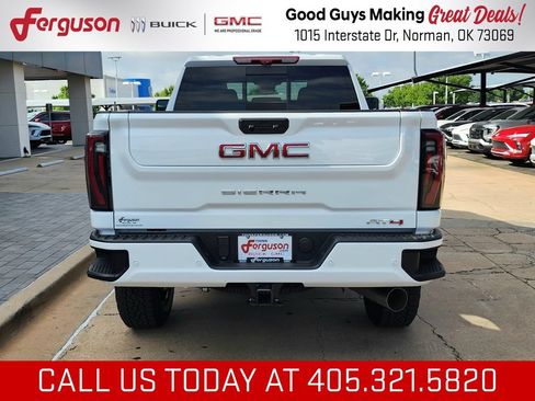 New 2026 GMC Sierra 2500 AT4 w/ AT4 Premium Plus Package AWD/4WD image 4
