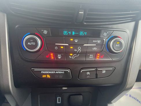 Used 2019 Ford Escape SEL image 19