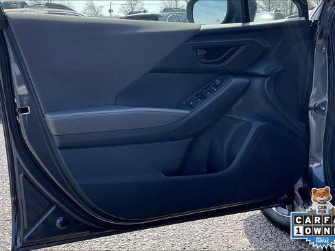 Certified 2024 Subaru Crosstrek 2.0i Premium image 23