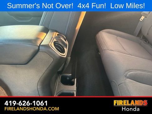 Used 2023 Jeep Wrangler Sport AWD/4WD image 33