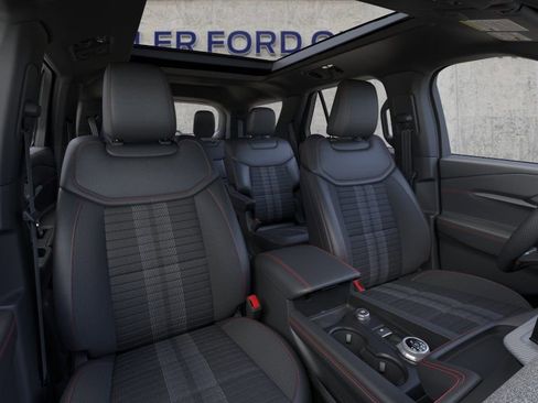 New 2026 Ford Explorer ST-Line w/ ST-Line Street Pack AWD/4WD image 10
