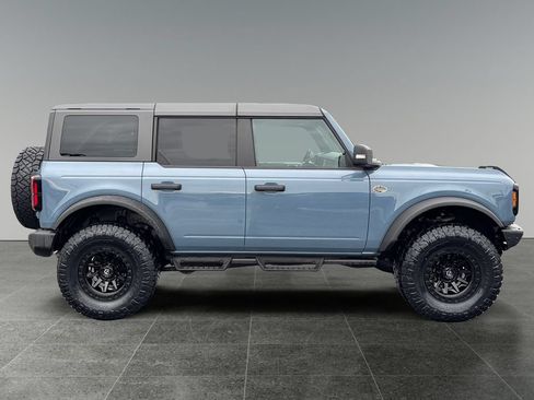 Used 2024 Ford Bronco Wildtrak AWD/4WD image 9