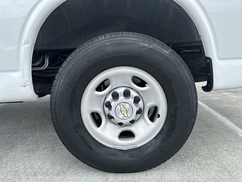 Used 2023 Chevrolet Express 3500 LS image 11
