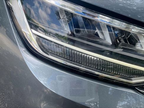 Used 2023 Volkswagen Tiguan S FWD image 27
