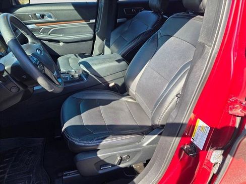 Used 2018 Ford Explorer Limited w/ Equipment Group 301A image 15