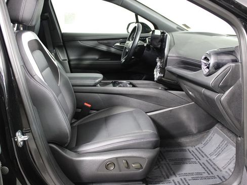 Used 2024 Chevrolet Blazer EV LT AWD/4WD image 7