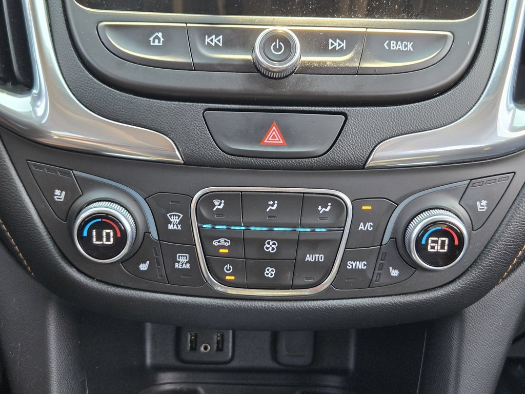 Used 2018 Chevrolet Equinox Premier AWD/4WD image 23