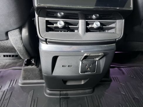 Certified 2026 Cadillac Vistiq Premium Luxury w/ LPO, Floor Liner Package AWD/4WD image 21