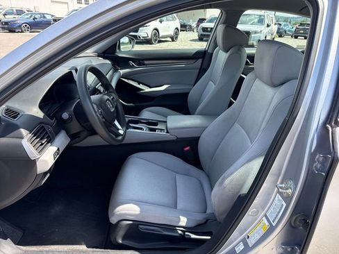 Used 2018 Honda Accord LX image 15