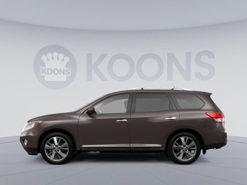Used 2015 Nissan Pathfinder Platinum AWD/4WD image 2