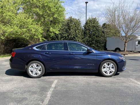Used 2015 Chevrolet Impala LS w/ LS Convenience Package image 10