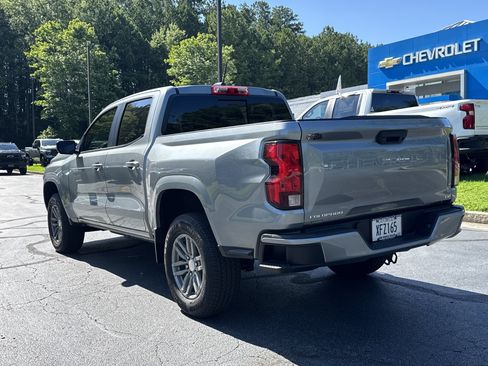Used 2024 Chevrolet Colorado LT w/ LT Convenience Package RWD image 7