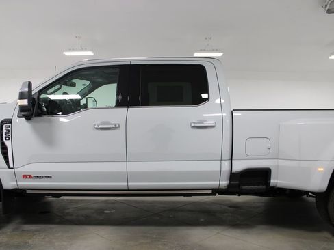 New 2026 Ford F350 Lariat AWD/4WD image 5