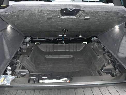 New 2026 BMW X5 xDrive40i w/ Executive Package image 29