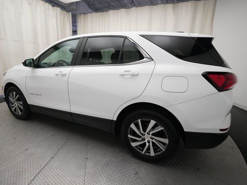 Certified 2024 Chevrolet Equinox LT FWD image 33