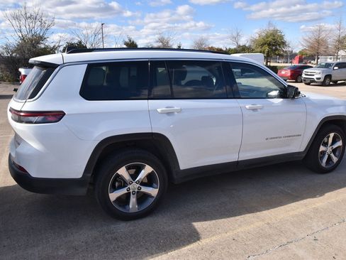 Used 2022 Jeep Grand Cherokee L Limited image 5