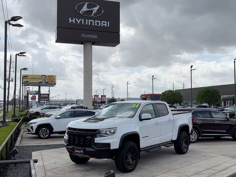 Used 2022 Chevrolet Colorado ZR2 w/ ZR2 Dusk Special Edition image 41