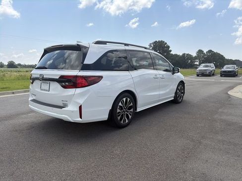 Used 2026 Honda Odyssey Elite image 5