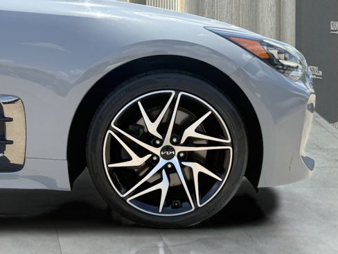 Used 2022 Kia Stinger GT-Line image 9